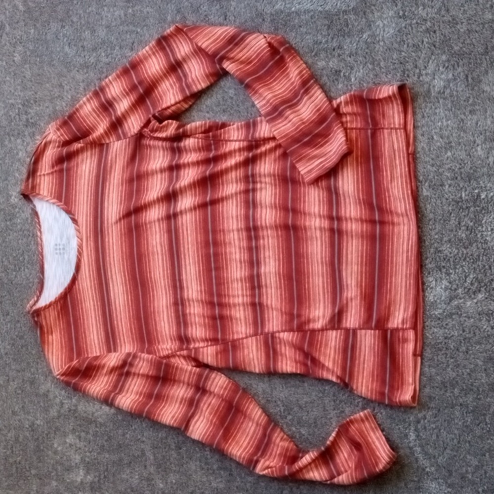 Title Nine Henerala 2.0 Dusk Stripe athletic tee